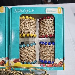 Beaded Rattan Napkin Rings Set of 4 1 Box Pioneer Woman New